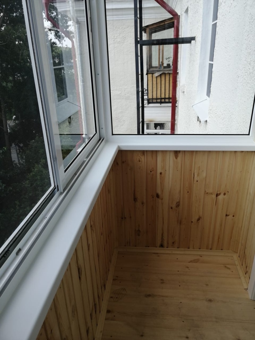 Остекление балкона с отделкой в доме II-18 - фото 4